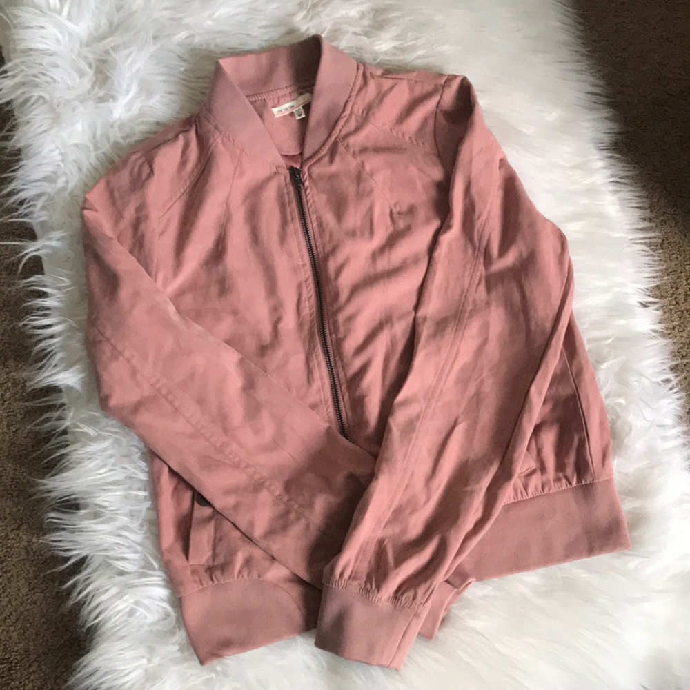 Mauve bomber jacket